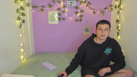 Snapshot of charlotte_queeen chatting on 12-13-24, 10:02 Charlotte online show from 12-13-24, 10:02