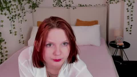 Snapshot of charlotte_stee chatting on 04-27-26, 01:58 Charlotte online show from 04-27-26, 01:58