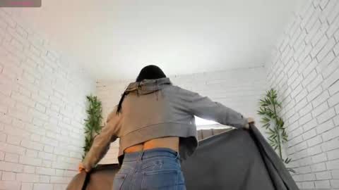 Charlotte  Everyday From 0700 to 1300 Col Time online show from 03-04-25, 10:57