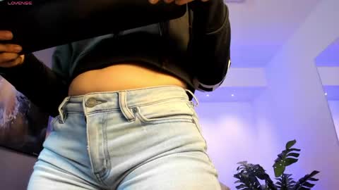 Snapshot of charlotte_whitee1 chatting on 04-26-26, 12:14 Charlotte Everyday From 0700 to 1300 Col Time online show from 04-26-26, 12:14