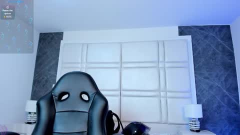 Snapshot of charlotte_whitee1 chatting on 04-29-26, 11:36 Charlotte Everyday From 0700 to 1300 Col Time online show from 04-29-26, 11:36