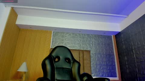Snapshot of charlotte_whitee1 chatting on 05-06-26, 11:15 Charlotte Everyday From 0700 to 1300 Col Time online show from 05-06-26, 11:15