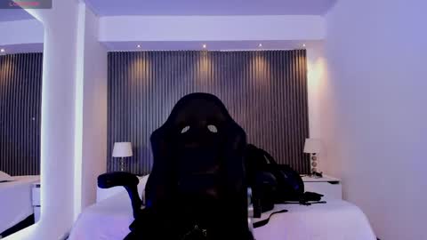Snapshot of charlotte_whitee1 chatting on 05-15-26, 11:50 Charlotte Everyday From 0700 to 1300 Col Time online show from 05-15-26, 11:50