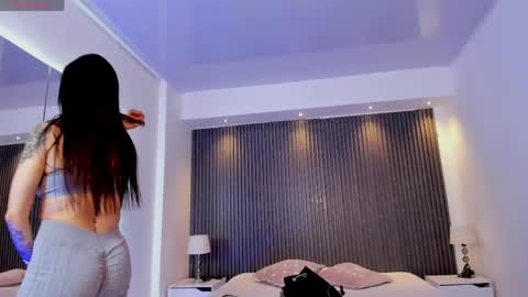 Snapshot of charlotte_whitee1 chatting on 06-02-26, 11:45 Charlotte Everyday From 0700 to 1300 Col Time online show from 06-02-26, 11:45