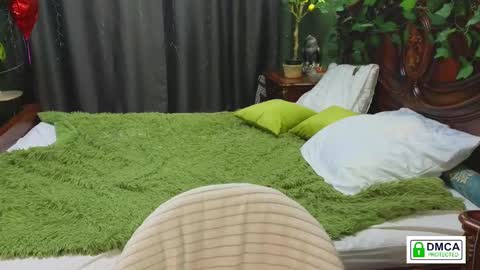 Snapshot of charlotte_wow chatting on 02-28-25, 10:50 Charlotte online show from 02-28-25, 10:50