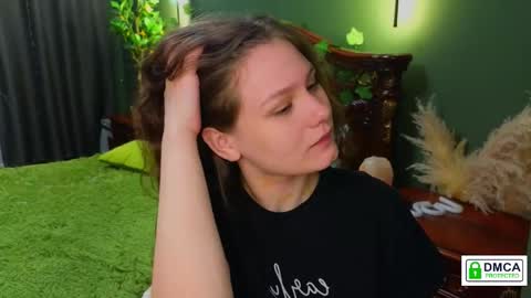 Snapshot of charlotte_wow chatting on 03-04-25, 08:27 Charlotte online show from 03-04-25, 08:27