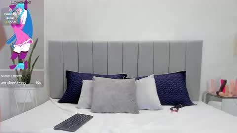 Charlote online show from 02-13-25, 10:23