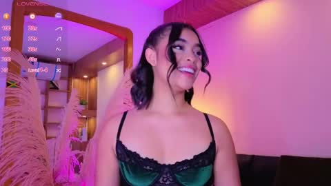 Snapshot of charlotteg18 chatting on 05-06-26, 03:02 Charlote online show from 05-06-26, 03:02