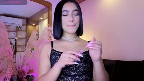 Snapshot of charlotteg18 chatting on 05-25-26, 03:23 Charlote online show from 05-25-26, 03:23