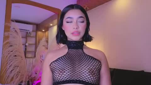 Snapshot of charlotteg18 chatting on 05-29-26, 03:26 Charlote online show from 05-29-26, 03:26