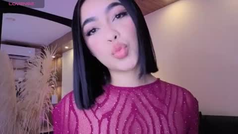 Snapshot of charlotteg18 chatting on 06-22-26, 03:25 Charlote online show from 06-22-26, 03:25
