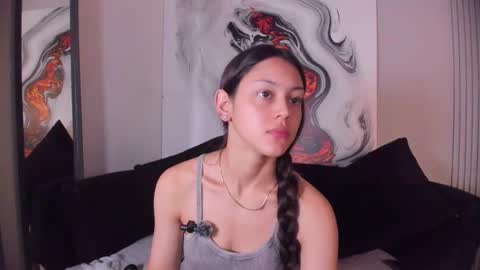 charlottegray_1 online show from 11-14-25, 07:56