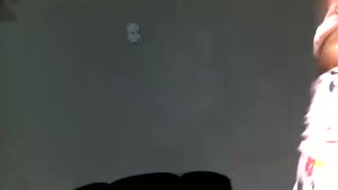 charlottequeen_21 online show from 04-16-26, 01:28