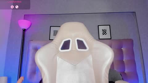 charlotterussel online show from 12-12-24, 10:20