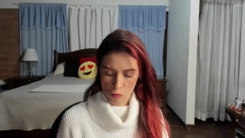 Snapshot of charlottewillson chatting on 01-14-26, 12:49 Charlotte online show from 01-14-26, 12:49