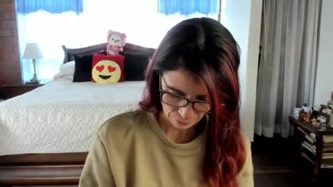 Snapshot of charlottewillson chatting on 02-02-26, 08:07 Charlotte online show from 02-02-26, 08:07