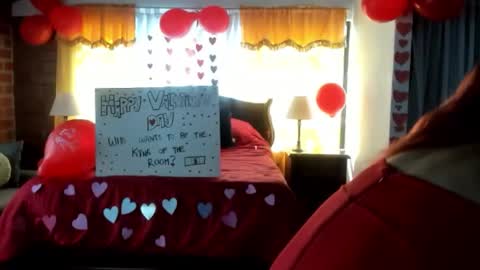 Snapshot of charlottewillson chatting on 02-14-26, 02:58 Charlotte online show from 02-14-26, 02:58