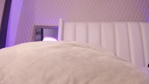 Snapshot of charlottreid chatting on 12-02-24, 03:25 Charlot Treid online show from 12-02-24, 03:25
