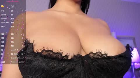 Snapshot of charlottreid chatting on 01-03-25, 12:19 Charlot Treid online show from 01-03-25, 12:19