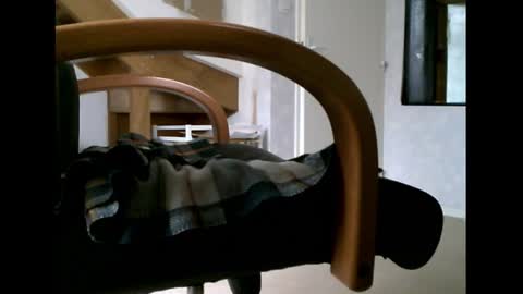 Snapshot of charly052 chatting on 01-09-25, 10:20 charly052 online show from 01-09-25, 10:20