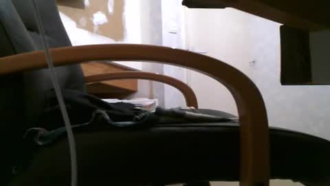 charly052 online show from 12-01-25, 04:23