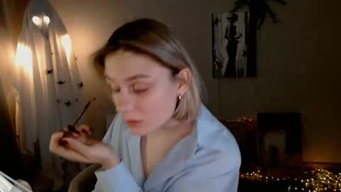 Michelle  online show from 11-06-25, 02:23