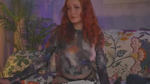 Lissa online show from 09-30-25, 02:44