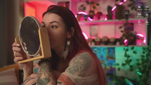 Snapshot of charmings_054 chatting on 02-15-25, 05:28 Belle and Miley online show from 02-15-25, 05:28