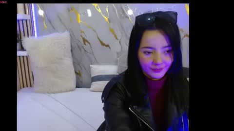 charmmykitty11 online show from 07-18-26, 12:59