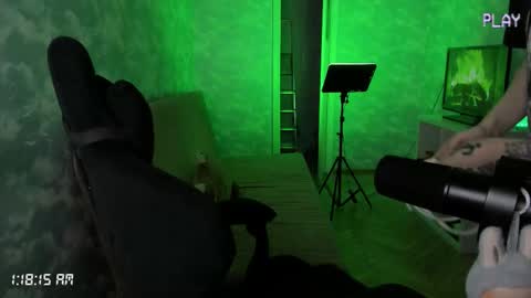 lynxy online show from 10-24-25, 10:17