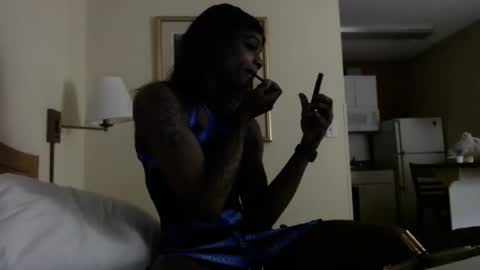 Snapshot of charr1barr chatting on 11-28-25, 10:18 Miss Chocolate online show from 11-28-25, 10:18