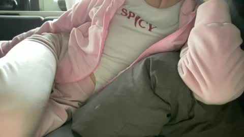 Snapshot of chase_vicky chatting on 06-21-26, 05:48 Vicky online show from 06-21-26, 05:48