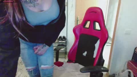 Snapshot of chased12 chatting on 11-01-25, 04:58 Chasey online show from 11-01-25, 04:58