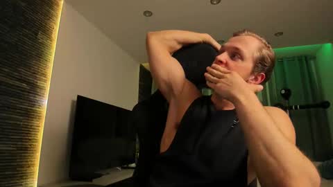 Snapshot of chasereed_ chatting on 11-20-25, 09:03 Chase Reed online show from 11-20-25, 09:03