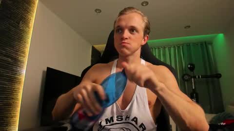 Snapshot of chasereed_ chatting on 11-21-25, 07:34 Chase Reed online show from 11-21-25, 07:34