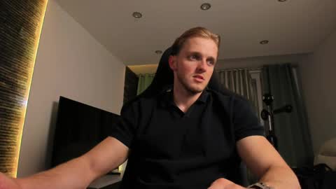 Chase Reed online show from 04-07-26, 07:03