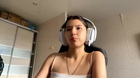 Viola online show from 09-12-25, 07:41