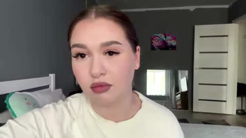 Emma online show from 06-05-26, 12:11