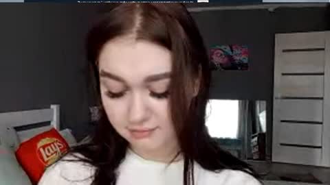 Emma online show from 06-09-26, 07:31