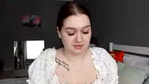 Emma online show from 06-10-26, 07:40