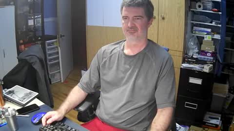 Snapshot of chatandfun666 chatting on 10-20-25, 04:51 wanaBeYourToy online show from 10-20-25, 04:51