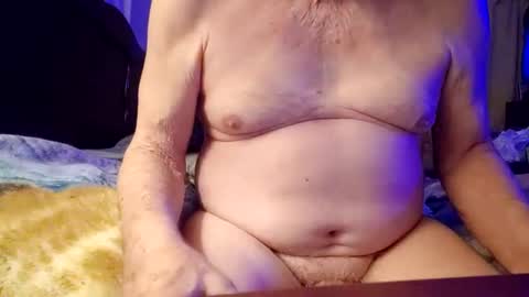 chatoffmale60 online show from 01-04-25, 01:10