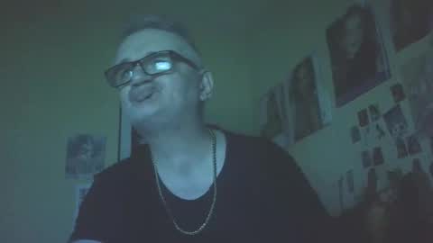 lee online show from 10-04-25, 01:25