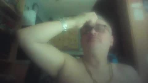 Snapshot of chatubatelee555 chatting on 04-17-26, 01:19 lee online show from 04-17-26, 01:19