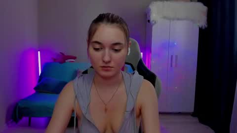 Snapshot of chatur_lady_ chatting on 03-06-25, 07:14 Betty online show from 03-06-25, 07:14