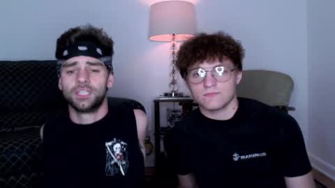 Snapshot of chaturcrash chatting on 05-27-26, 06:32 Crash Monroe online show from 05-27-26, 06:32