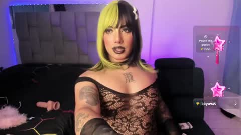 Sophie  online show from 05-13-26, 11:22