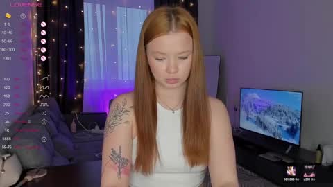Snapshot of chaturrbaby chatting on 03-05-25, 02:56 Em online show from 03-05-25, 02:56