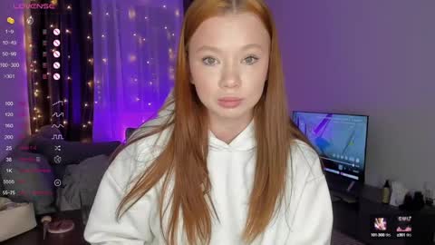 Snapshot of chaturrbaby chatting on 03-05-25, 07:06 Em online show from 03-05-25, 07:06