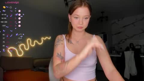 Snapshot of chaturrbaby chatting on 09-23-25, 07:39 Em online show from 09-23-25, 07:39